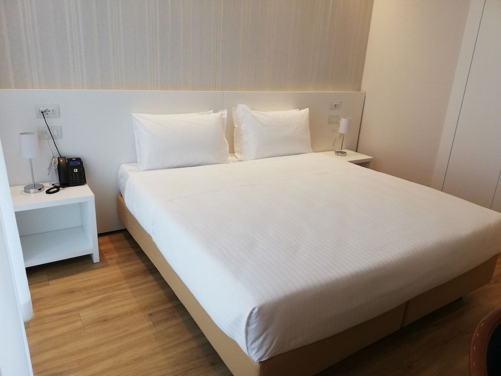 Novo Hotel Rossi Double Room Single Use, 1 Queen Bed 3