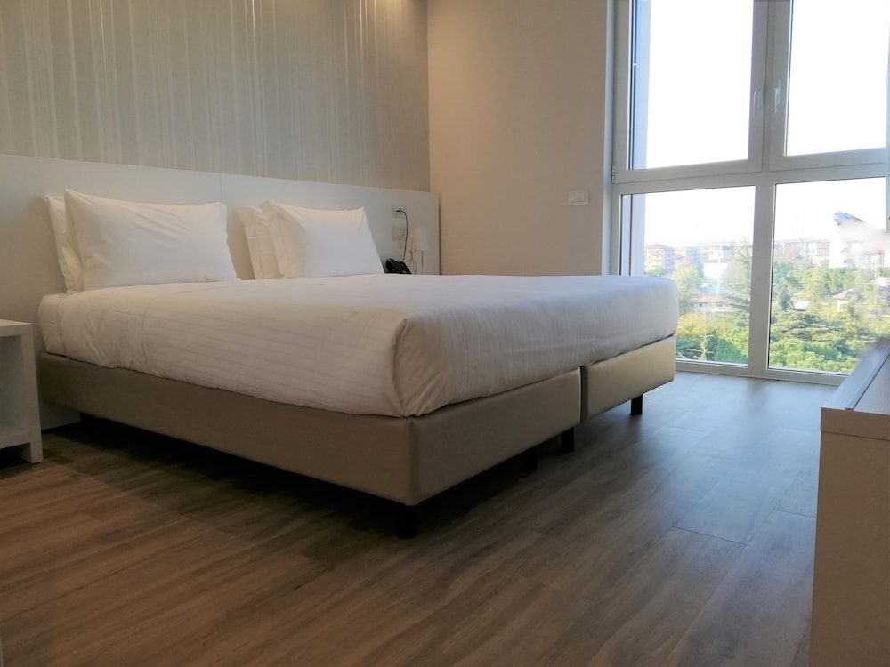 Novo Hotel Rossi Double Room Single Use, 1 Queen Bed 5