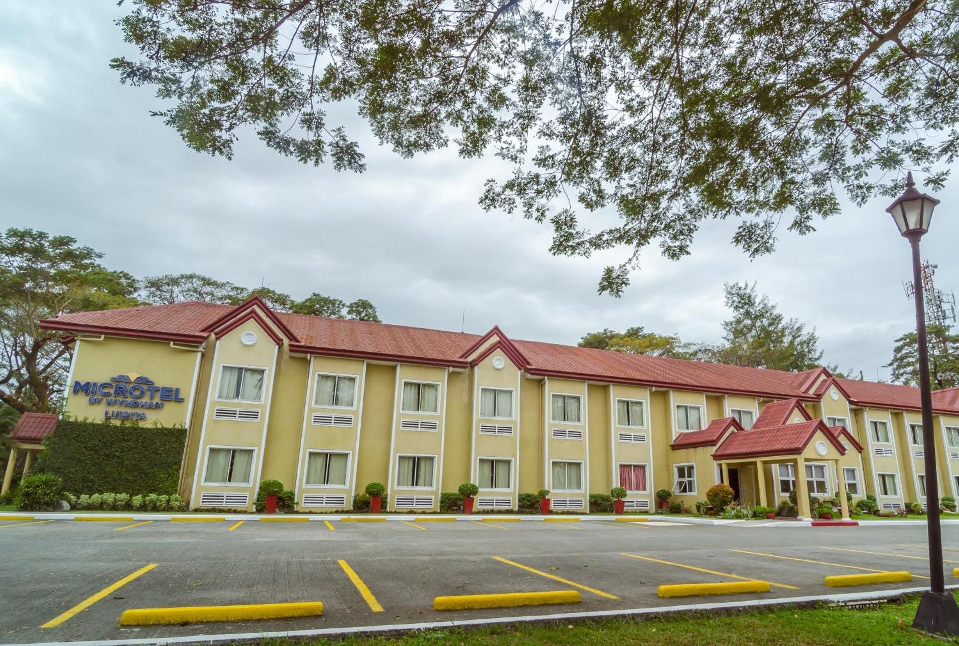 Microtel by Wyndham Tarlac