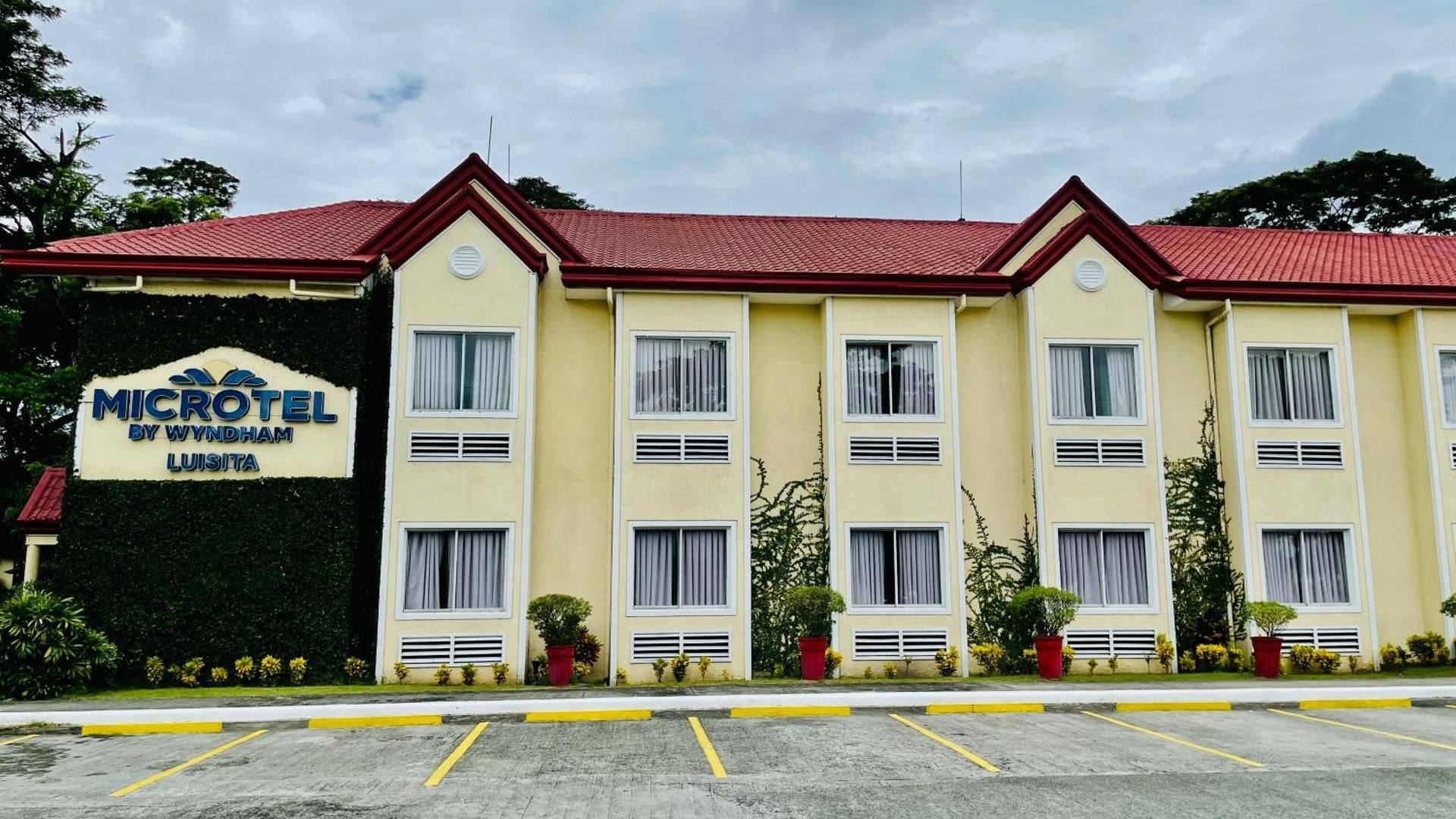Microtel by Wyndham Tarlac