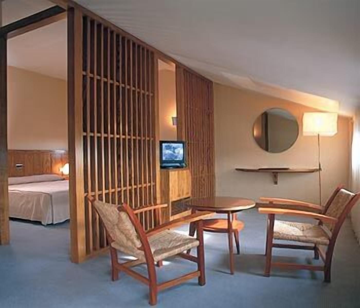 Double or Twin Room (2 Adults)