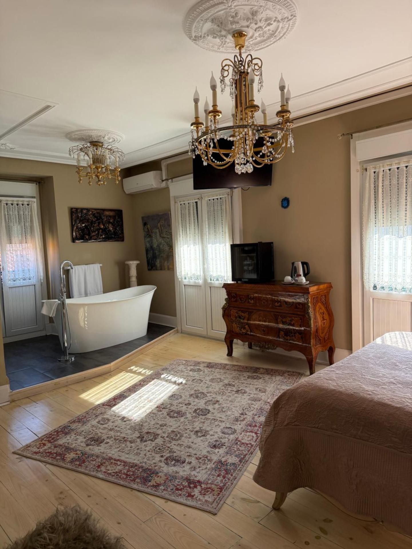 Deluxe Double Room with Bath