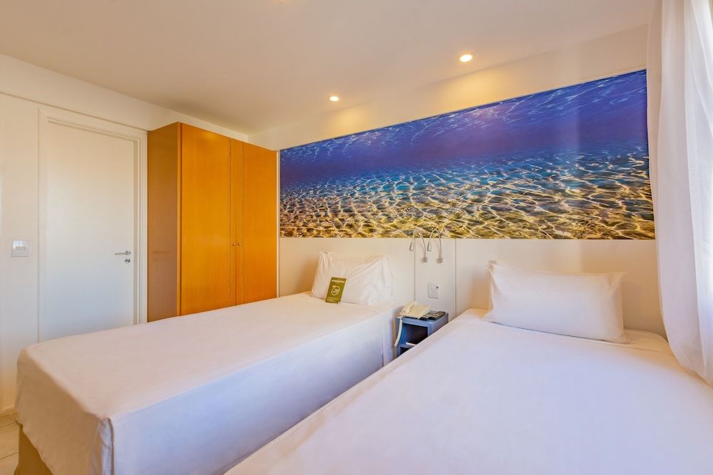 Standard Room, Multiple Beds (Twin)