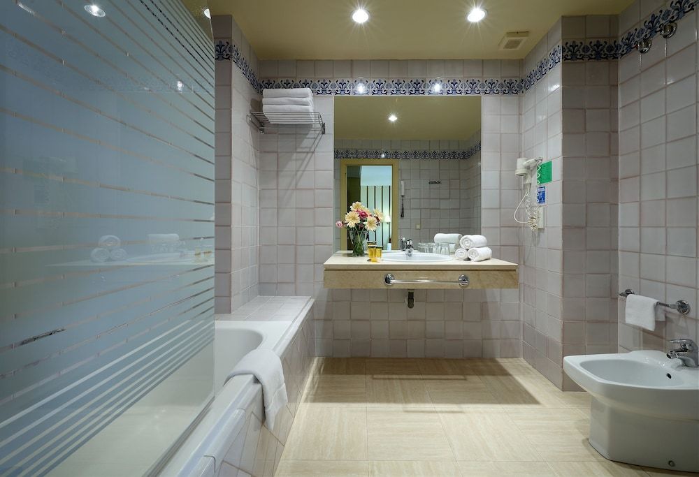 Crisol Monasterio de San Miguel Superior Double Room 2