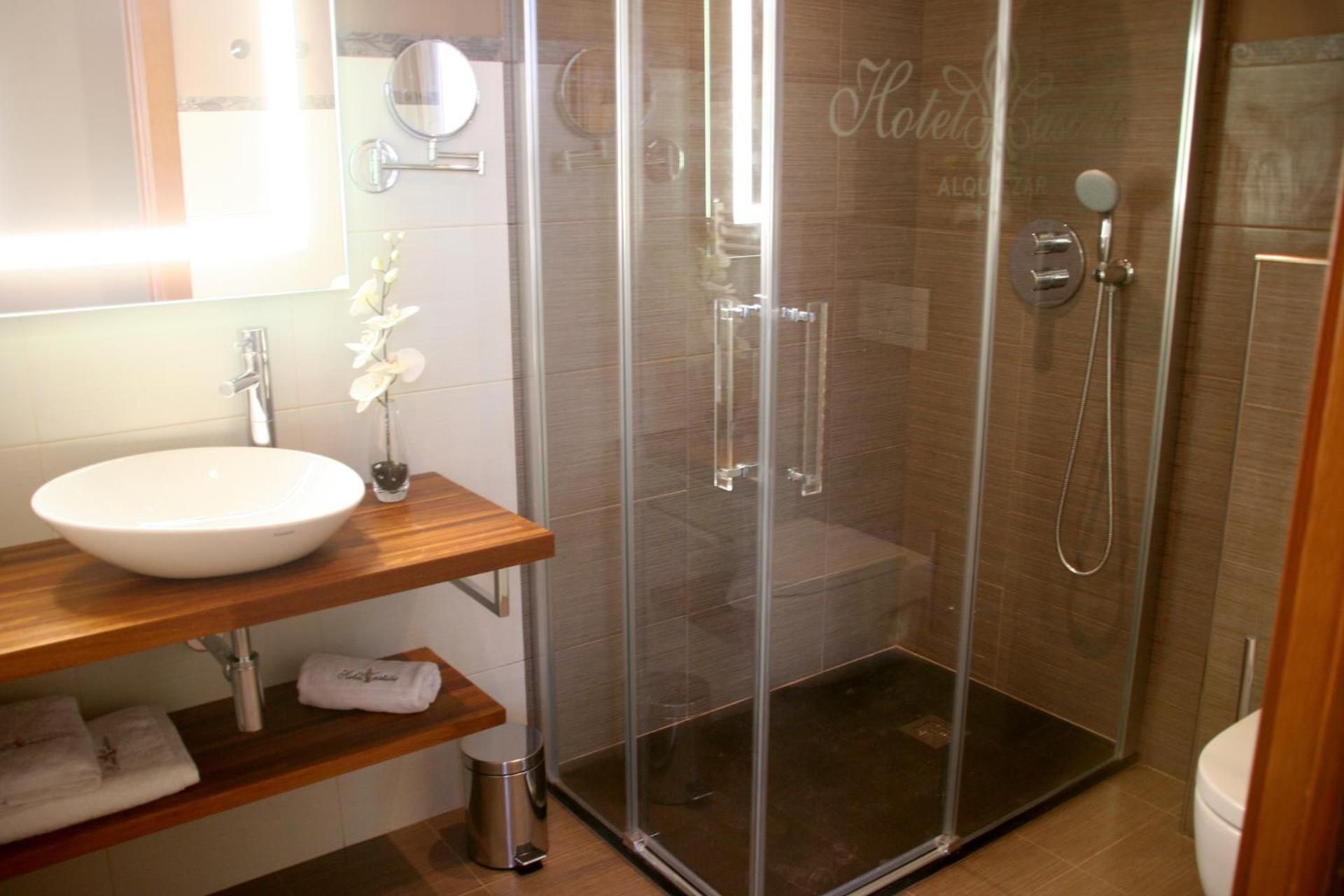 Double Room with Terrace and View