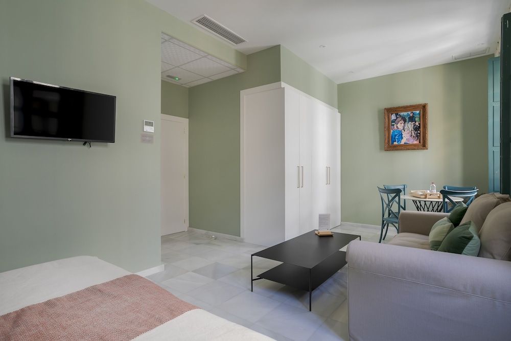 Luces de Catedral Deluxe Studio, Private Bathroom 35