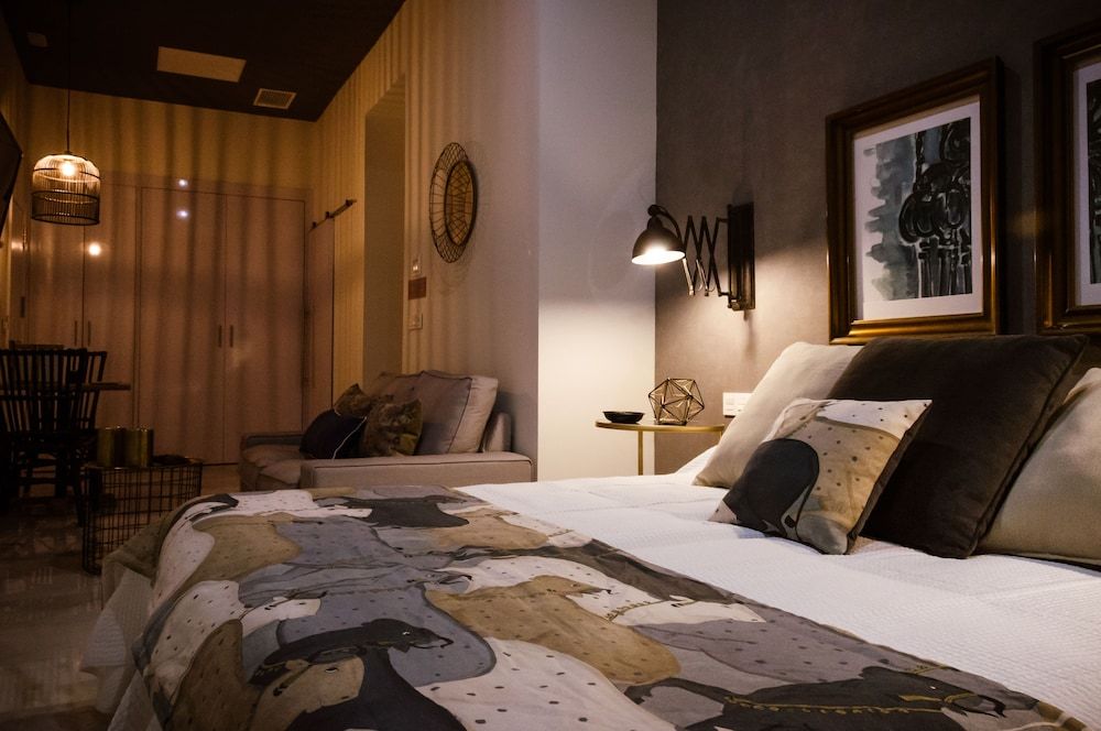 Family Apartment, 1 Bedroom, Private Bathroom