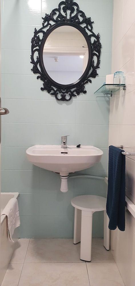 Hugo Beach Hotel Economy Double Room 2