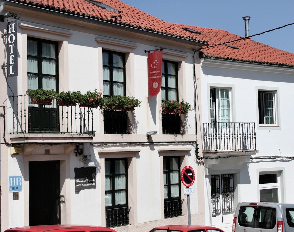 undefined Hostal San Clemente by Pousadas de Compostela 2