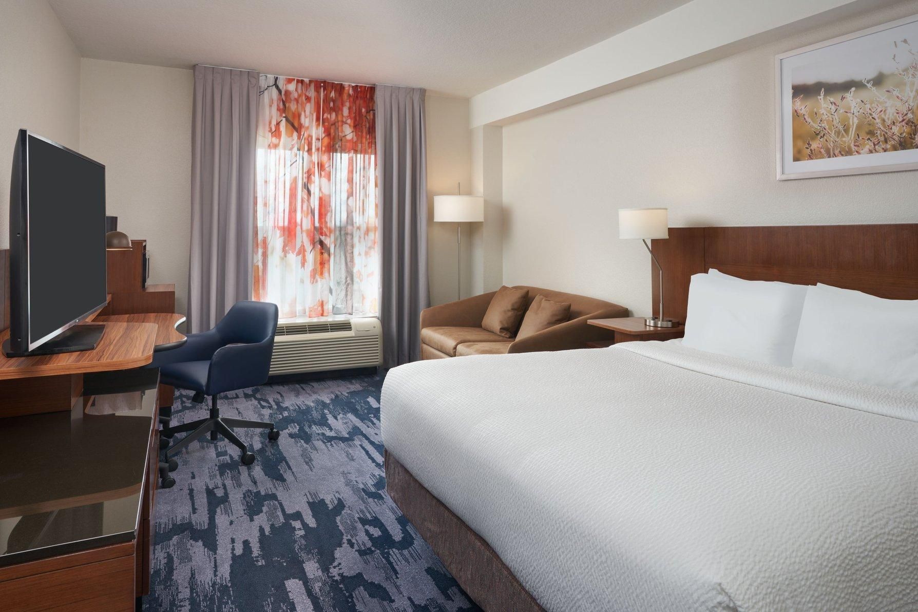 Fairfield by Marriott Inn & Suites Orlando International Drive/Convention Center Guest Room, 1 King