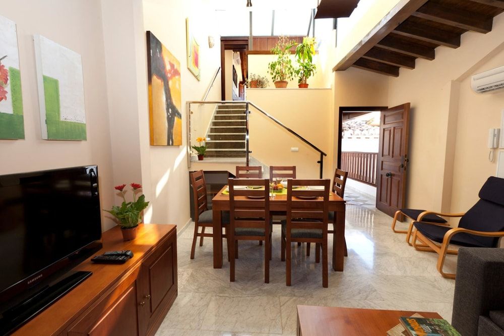 Duplex, 2 Bedrooms (6 people)