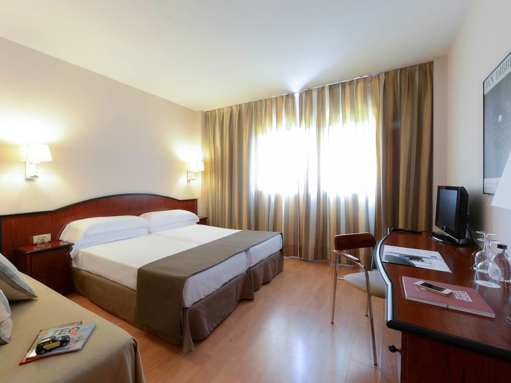 Triple Room (2 adults and 1 kid)