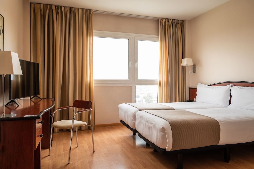 Augusta Barcelona Vallés Twin Room 3