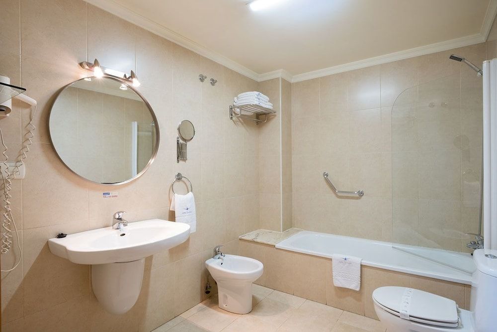 Hotel La Polar Single Room 6