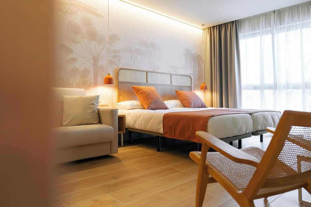 Hotel Port Jardín Milenio Deluxe Single Room (1 Adult)