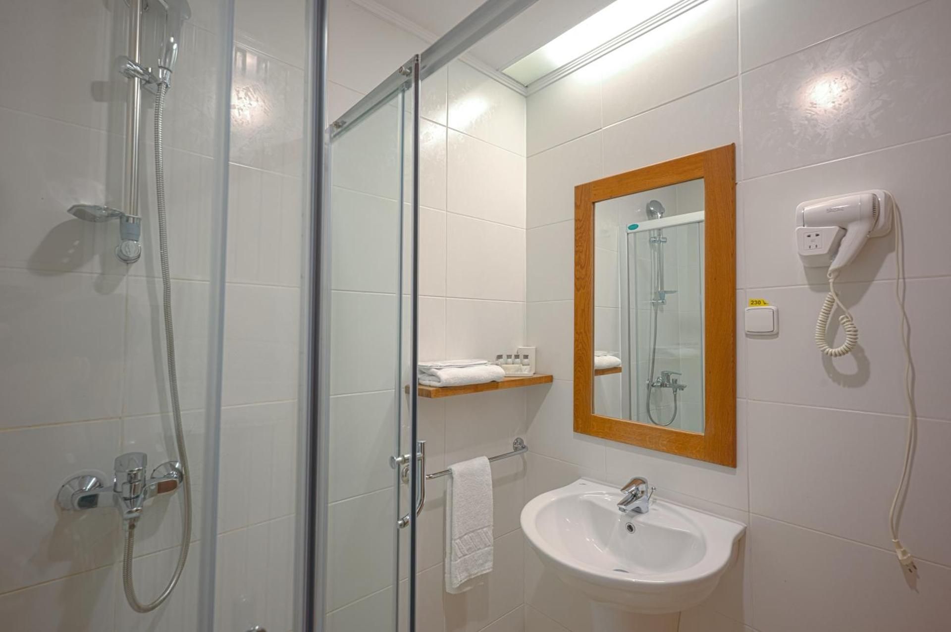 undefined Rembrandt Hotel 6