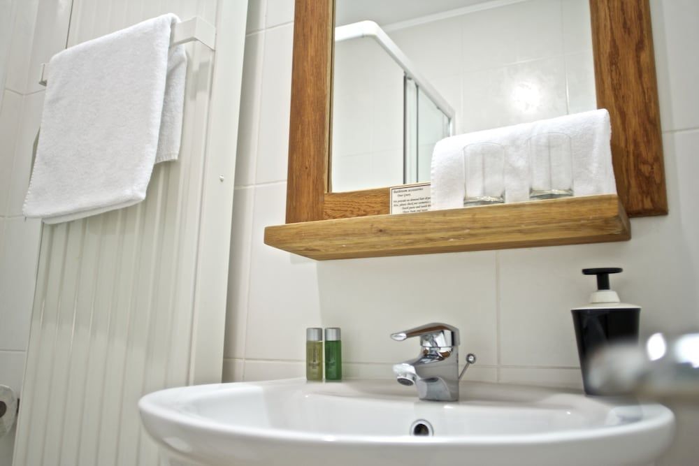undefined Rembrandt Hotel 9
