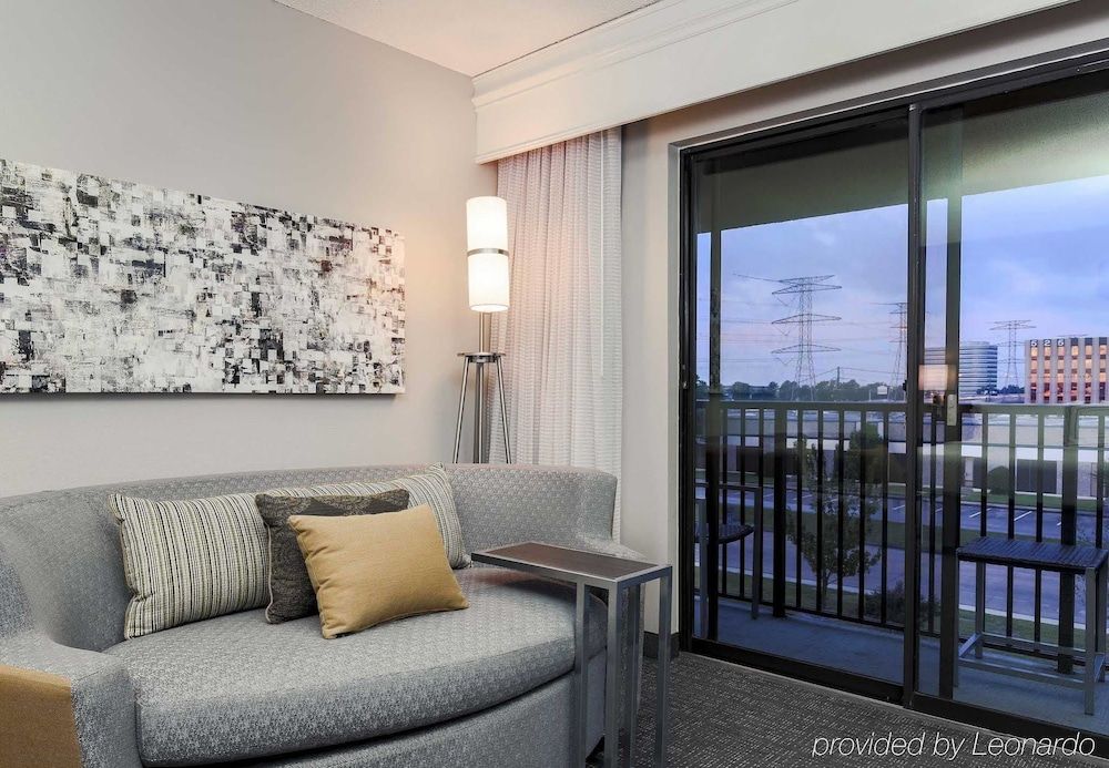 undefined Radisson Hotel Houston Intercontinental Airport North