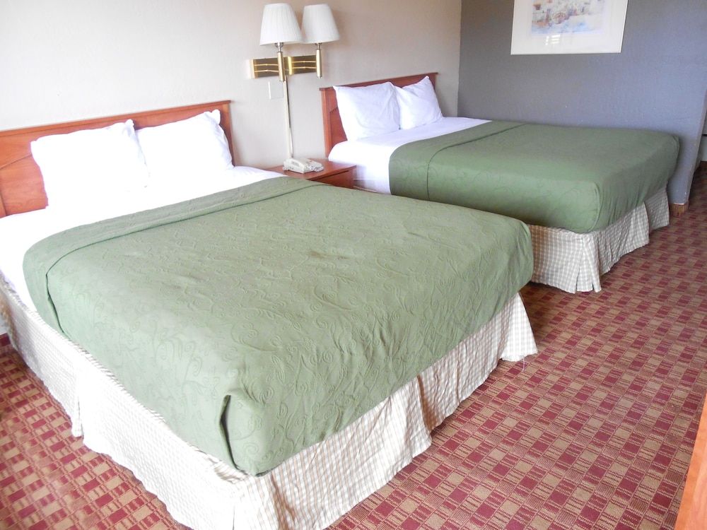 undefined Extend-a-Suites Phoenix 3