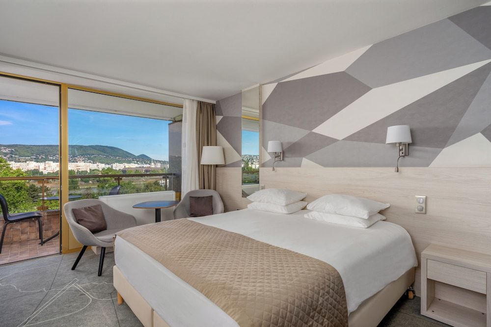 Premium Double Room with Wellness and Fitness Access