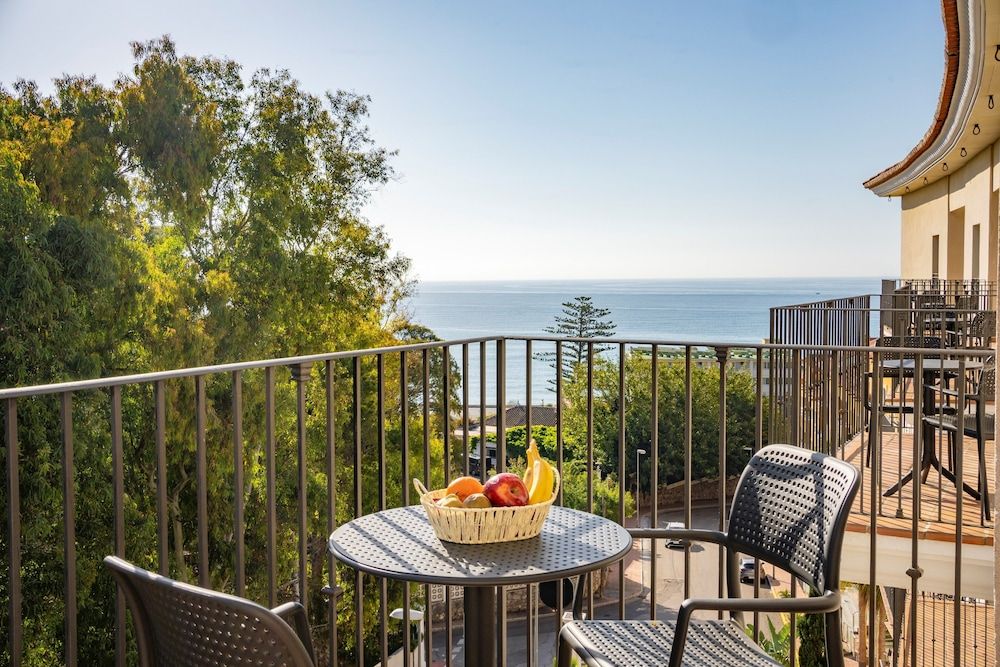 One Bedroom Apartment Side Sea View (2 adultos)