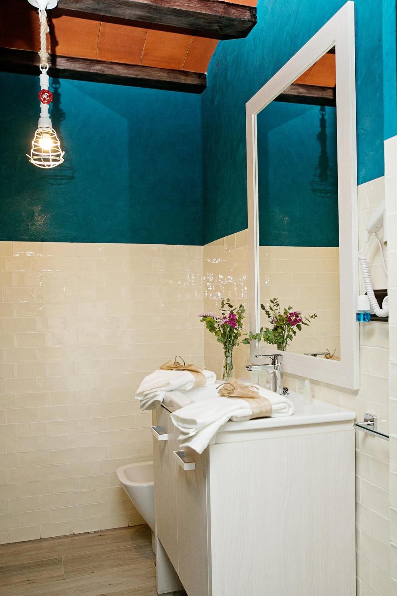 Suites La Posada De Pilar Two-Bedroom Apartment 2