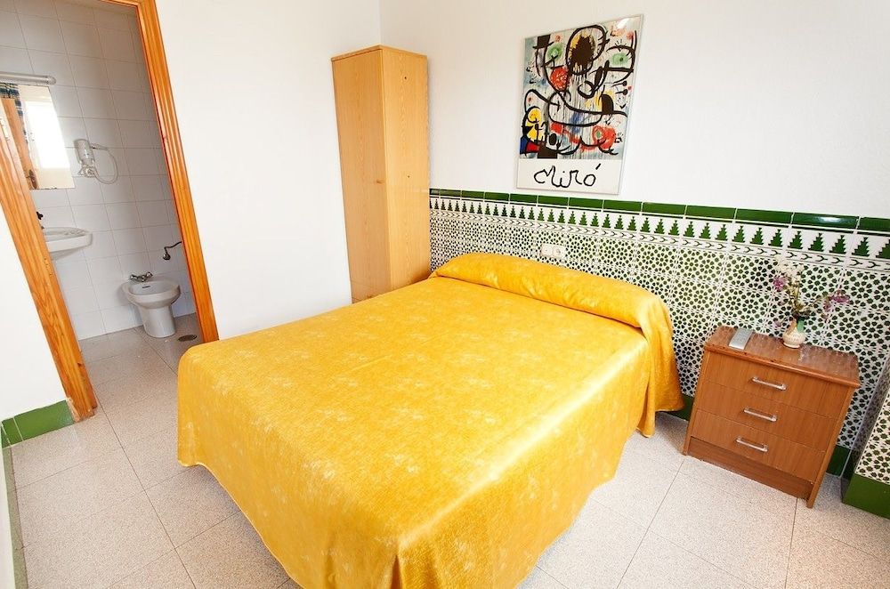 Hostal Estación Almeria Double Room, 1 Double Bed 4