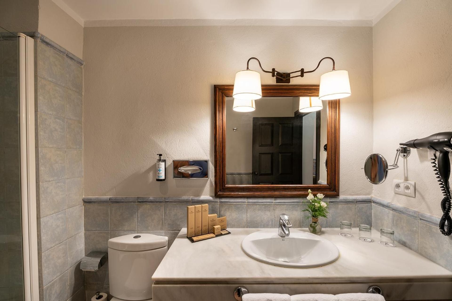 Standard Double Room (3 Adults)