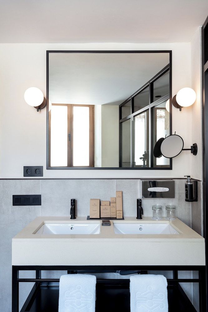 Parador de Ciudad Rodrigo Standard Twin Room (3 adults) 4