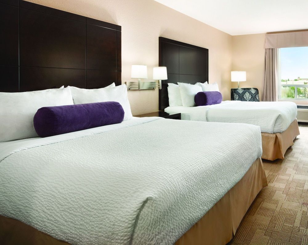 Family Suite, 2 Queen Beds, Non Smoking