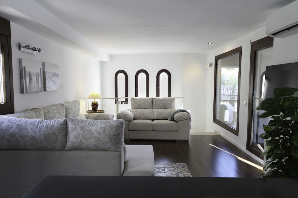 undefined Posada Pilatos 4