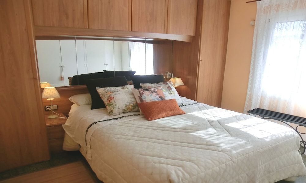 Family Villa, 4 Bedrooms, Pool View
