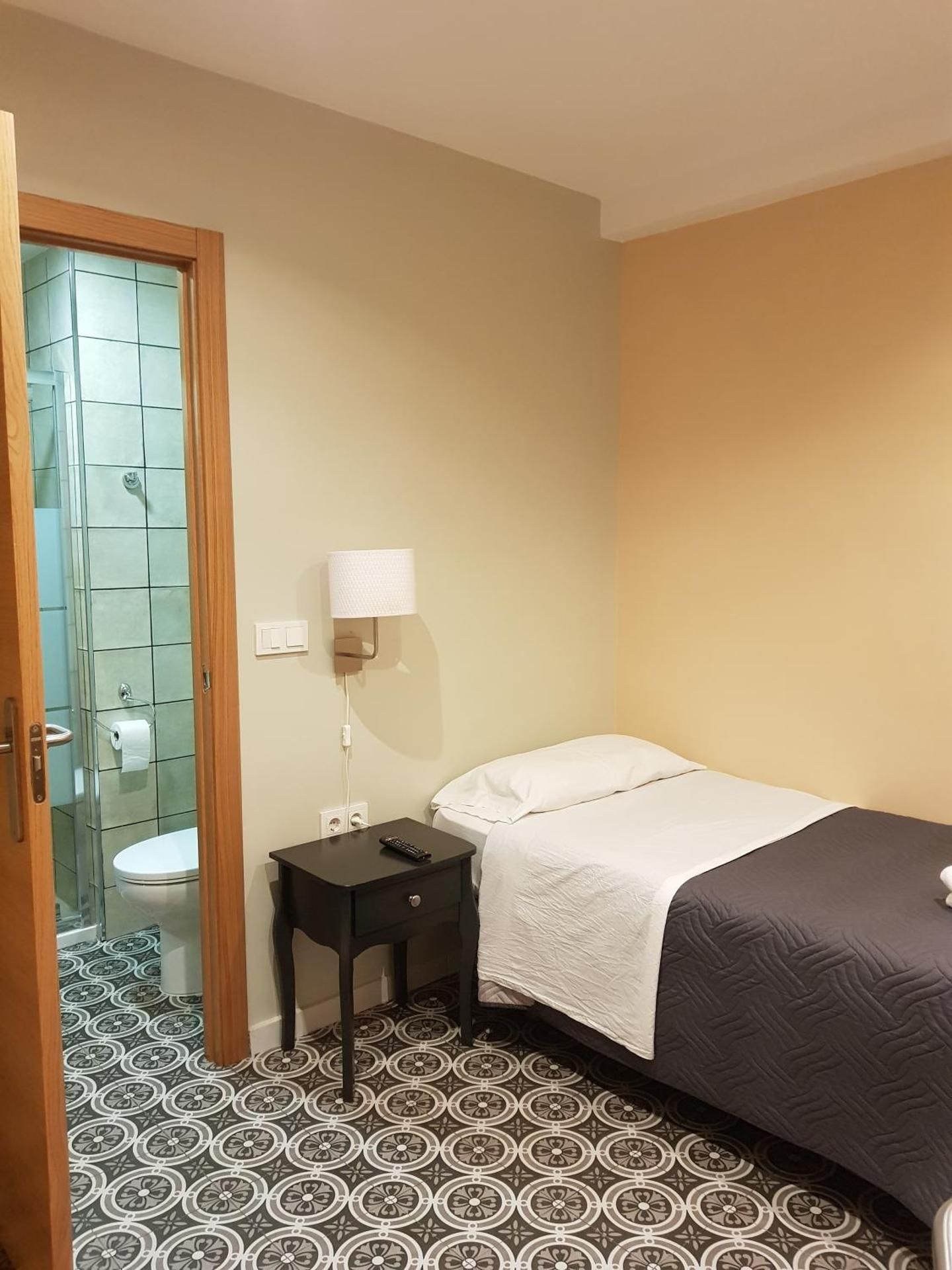 Budget Single Room