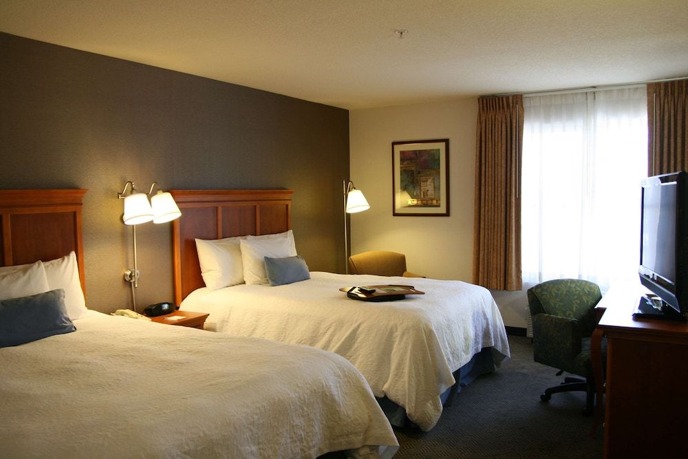 Two queen beds non smoking
