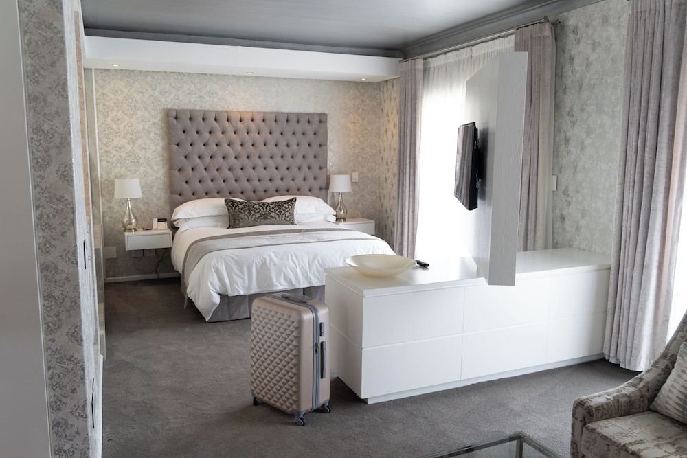 undefined The Cape Milner 2