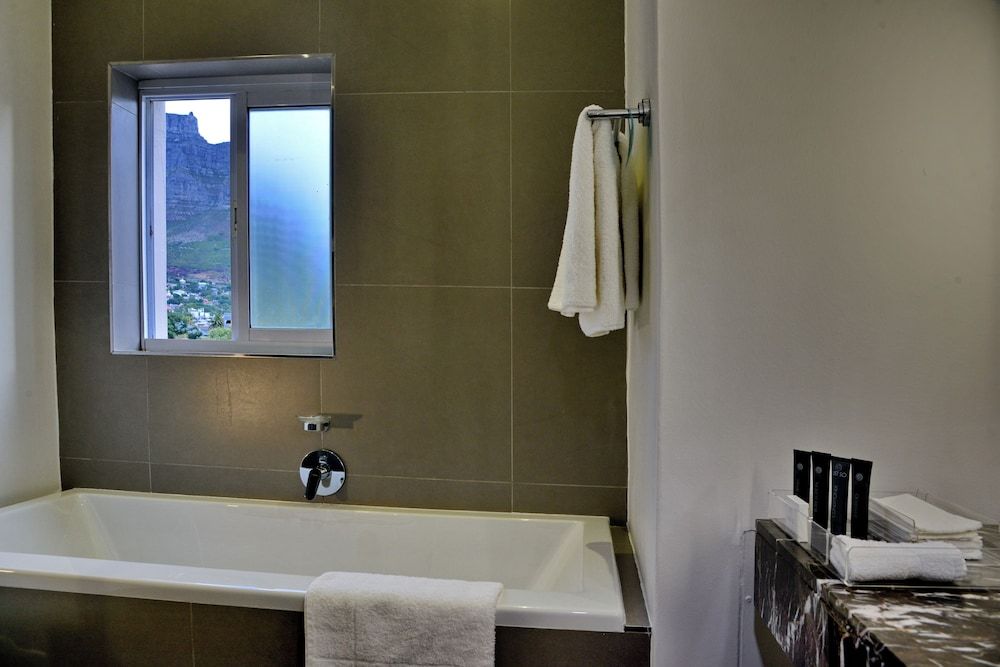 The Cape Milner Standard Room 4