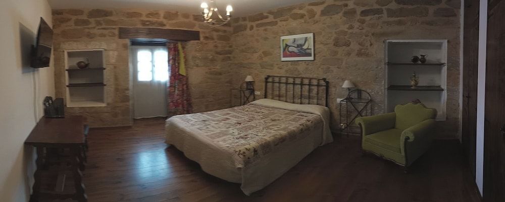 La Posada de Pedrazales Family Room 2