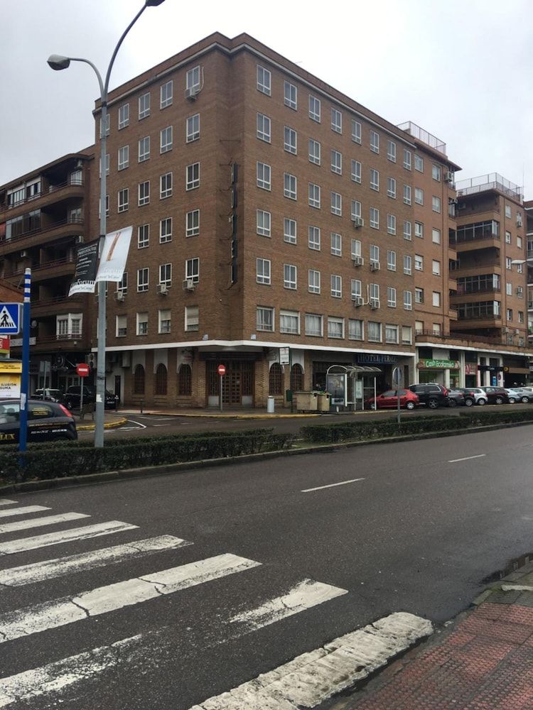 Hotel Perales