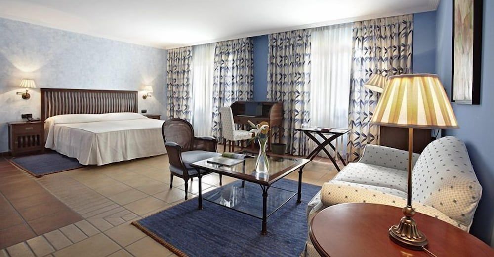 Hospedium Hotel Doña Mafalda de Castilla Superior Double Room 2