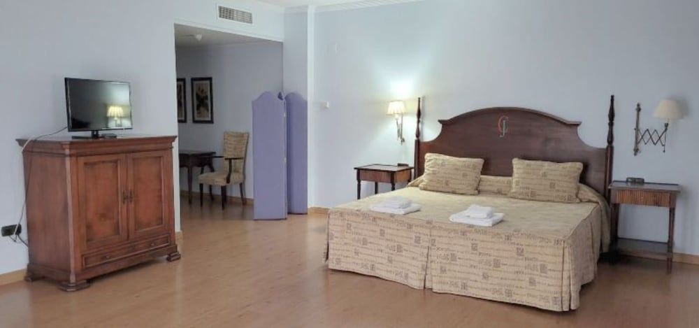 Hospedium Hotel Doña Mafalda de Castilla Studio Suite