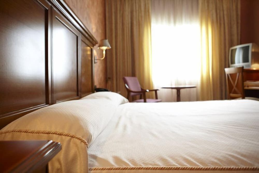 Hospedium Hotel Doña Mafalda de Castilla Triple Room
