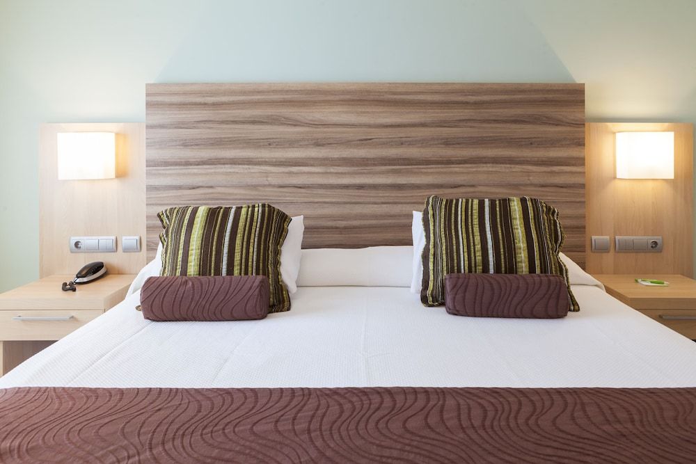 Riviera Beachotel - Recommended for Adults Double Room ( King size, exterior without balcony) 5