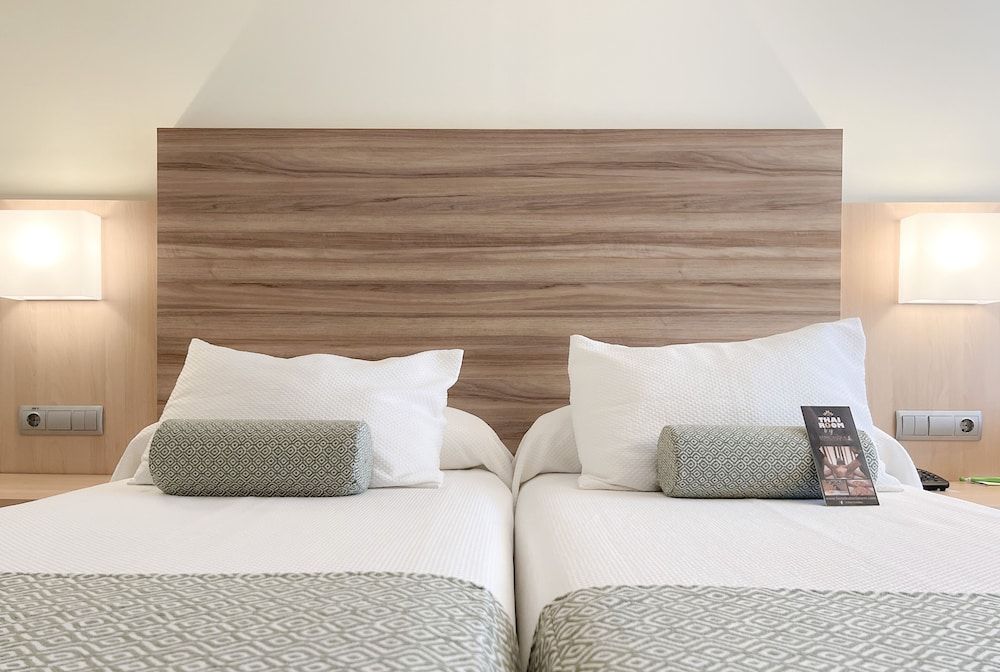 Riviera Beachotel - Recommended for Adults Double Room, Accessible (2 beds) 5