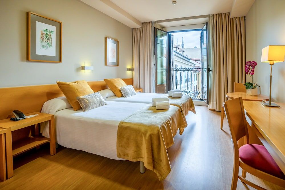 Hotel Victoria 4 City Double Room 9