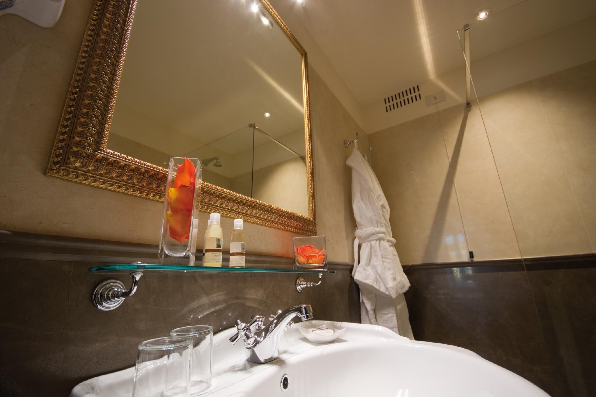 Superior Triple Room with View