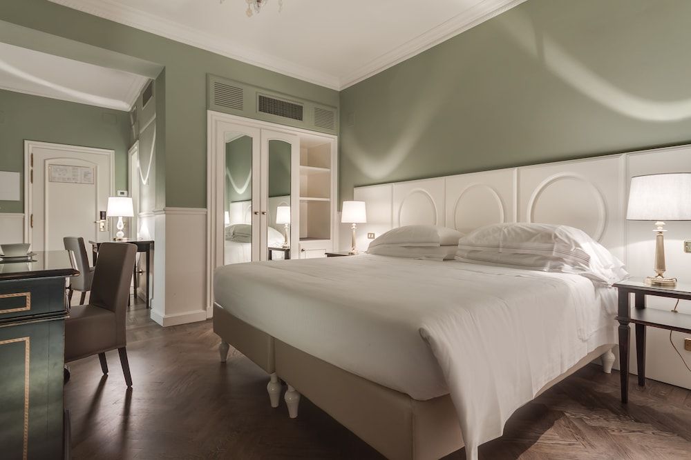 Plaza Hotel Lucchesi Premium Double Room 3