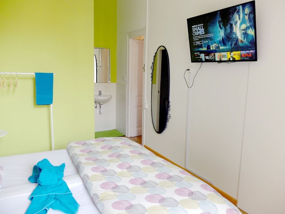 undefined Fabrizzio's Petit - Hostel 9