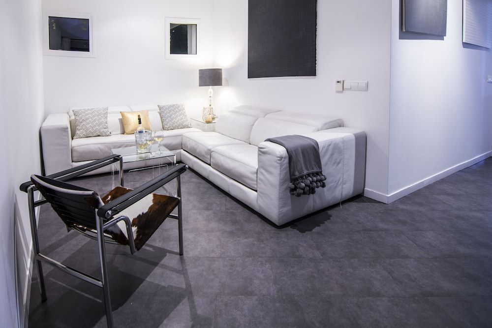 Comfort Duplex, 3 Bedrooms, Terrace, Sea View