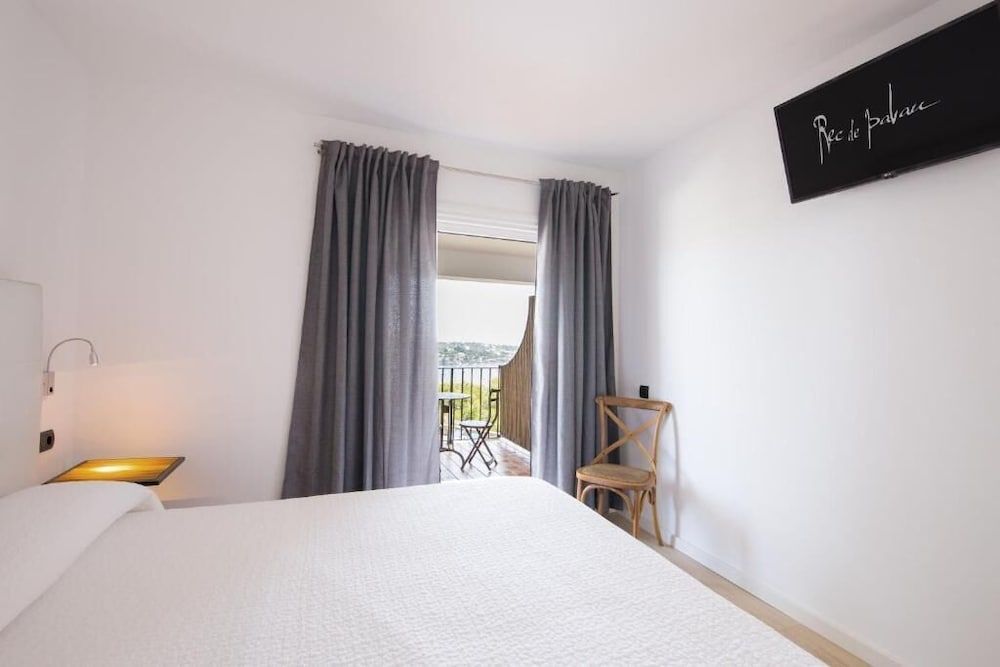 Standard Room, Ocean View (H-9)