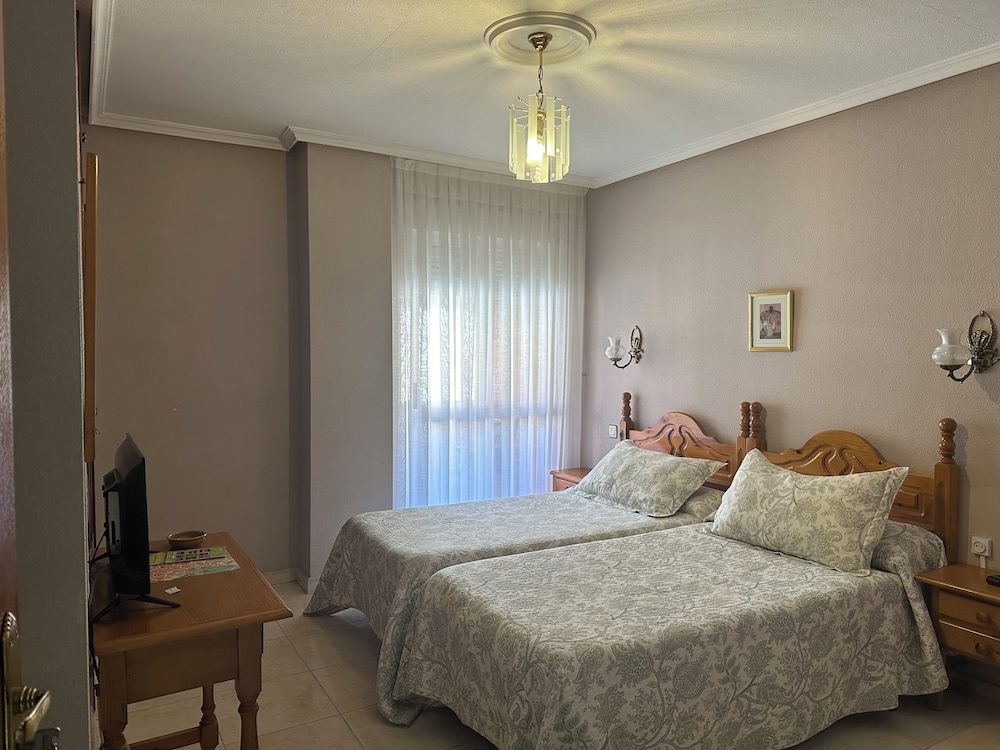 Hotel Covadonga Double Room Single Use 3